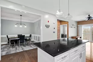 220 Martins Lndg, North Reading, MA 01864 - Photo 4