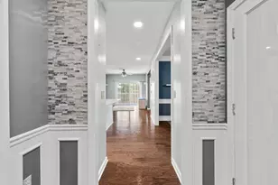 220 Martins Lndg, North Reading, MA 01864 - Photo 4