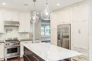 28 Eliot St, Brookline, MA 02467 - Photo 8