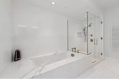 22 Liberty Dr #8F, Boston, MA 02210 - Photo 24