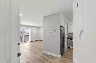 7 Chapel Hill Dr, Plymouth, MA 02360 - Photo 2