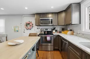 1 Newton St, Dartmouth, MA 02748 - Photo 12