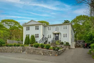 32 Witham St, Gloucester, MA 01930 - Photo 2