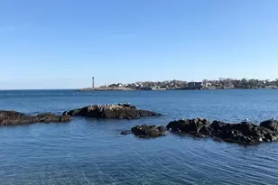 7 Lee St, Marblehead, MA 01945 - Photo 30