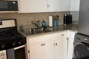 7 Lee St, Marblehead, MA 01945 - Photo 14