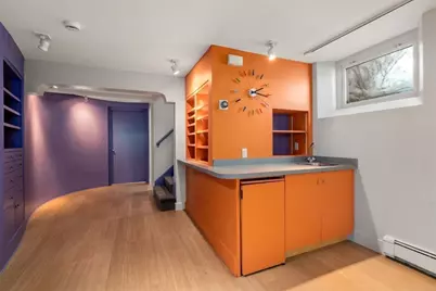 105 Babcock St, Brookline, MA 02446 - Photo 24