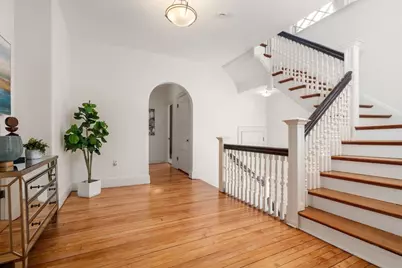 105 Babcock St, Brookline, MA 02446 - Photo 12
