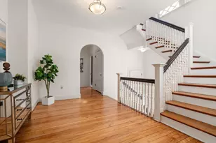 105 Babcock St, Brookline, MA 02446 - Photo 12