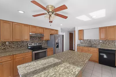 3 Payson St, Worcester, MA 01607 - Photo 4