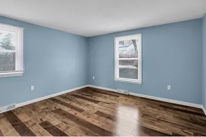 40 Berkshire Avenue, Southwick, MA 01077 - Photo 4