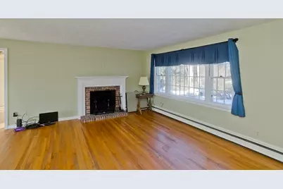 124 Silver, South Hadley, MA 01075 - Photo 10