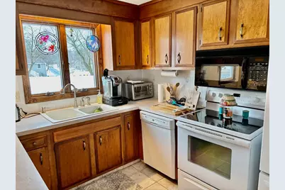 241 Belmont Ave, West Springfield, MA 01089 - Photo 8