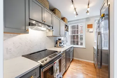 15 River St #704, Boston, MA 02108 - Photo 4