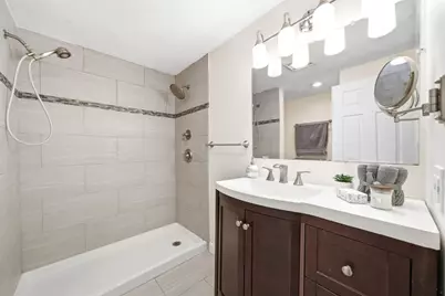 9 Broadway #217, Saugus, MA 01906 - Photo 8