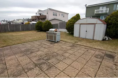 25 McKinley St, Revere, MA 02151 - Photo 22