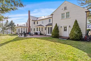 32 Pickwick Rd, Newton, MA 02465 - Photo 4