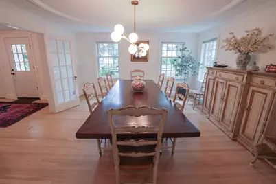 32 Pickwick Road, Newton, MA 02465 - Photo 6