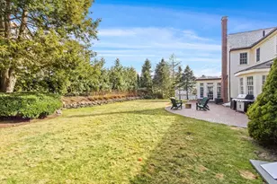 32 Pickwick Rd, Newton, MA 02465 - Photo 4