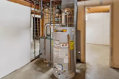 308 Apremont Hwy, Holyoke, MA 01040 - Photo 26