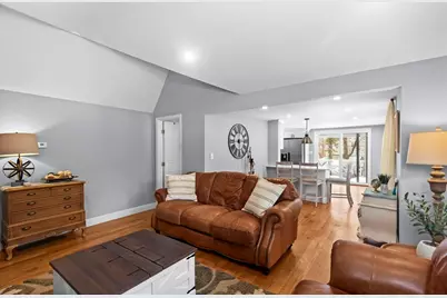 15 Florida Ave, Plymouth, MA 02360 - Photo 4