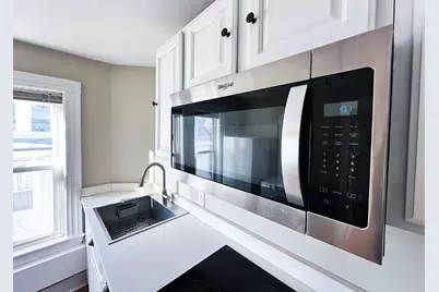 155 Spruce St. #3, Watertown, MA 02472 - Photo 4