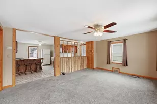 56 Percy St, Chicopee, MA 01020 - Photo 8