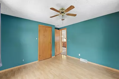 56 Percy St, Chicopee, MA 01020 - Photo 22