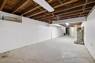 17 Euclid Ave, Worcester, MA 01610 - Photo 32