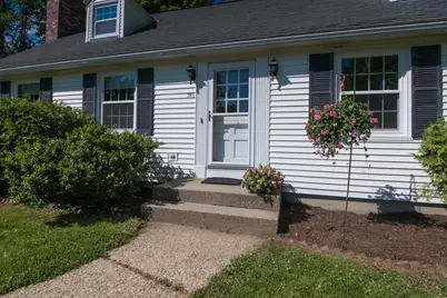 208 Rolling Ridge Rd, Amherst, MA 01002 - Photo 2