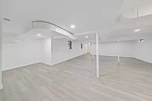 86 Willowbrook Dr, Agawam, MA 01001 - Photo 38