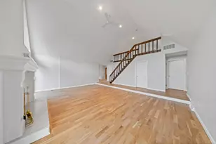 86 Willowbrook Dr, Agawam, MA 01001 - Photo 10