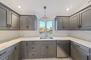 86 Willowbrook Dr, Agawam, MA 01001 - Photo 18