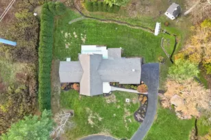 86 Willowbrook Dr, Agawam, MA 01001 - Photo 8