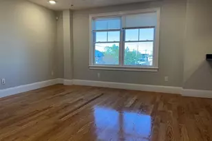 45 Spring St, Boston, MA 02132 - Photo 8