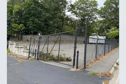 411 Washington St, Attleboro, MA 02703 - Photo 4