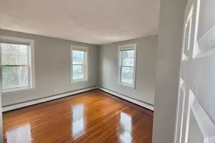 225 Florence St, Boston, MA 02131 - Photo 4