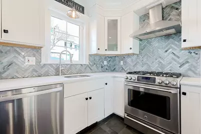 42 Westglow St, Boston, MA 02122 - Photo 6