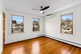 15 Hillock St, Boston, MA 02131 - Photo 6