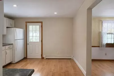 23 Horseshoe Dr, Plainville, MA 02762 - Photo 4