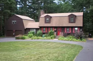 23 Horseshoe Dr, Plainville, MA 02762 - Photo 1