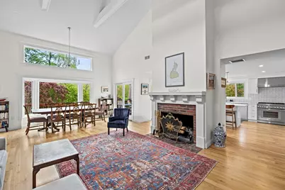 4 Cushing St, Hingham, MA 02043 - Photo 12