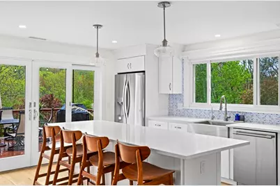 4 Cushing St, Hingham, MA 02043 - Photo 6