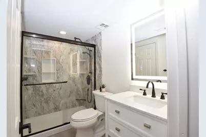 206 Tall Oaks Dr #L, Weymouth, MA 02190 - Photo 8