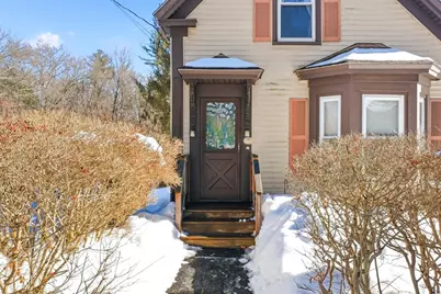 129 Whittier Rd, Haverhill, MA 01830 - Photo 6