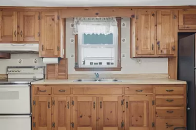 129 Whittier Rd, Haverhill, MA 01830 - Photo 18