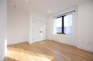 25 Tolman St, Waltham, MA 02453 - Photo 22