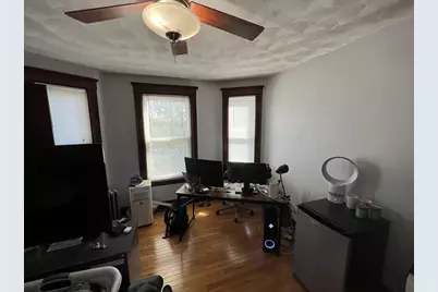 221 Holland St #2, Somerville, MA 02144 - Photo 16