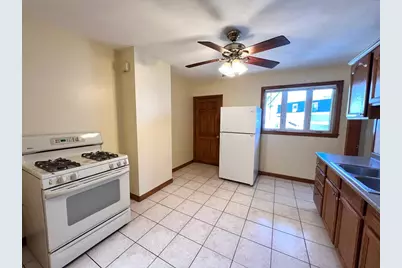 225 Holland St #2, Somerville, MA 02144 - Photo 16