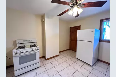 225 Holland St #2, Somerville, MA 02144 - Photo 14