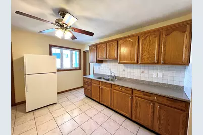 225 Holland St #2, Somerville, MA 02144 - Photo 20